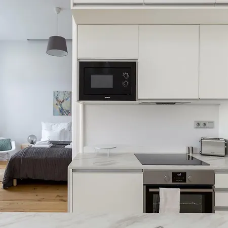 Designer Dream In The Center W 2br/2bath Budapeşte